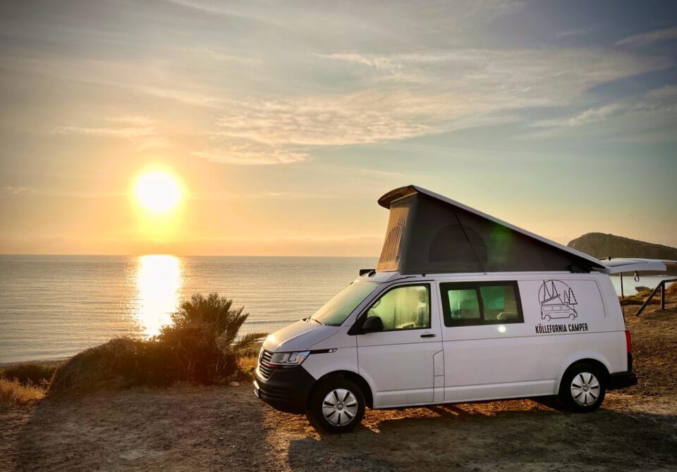 Camper & Wohnmobil mieten & kaufen in Köln